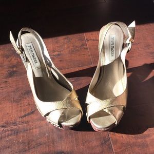 Awesome platform heels from Steve Madden!